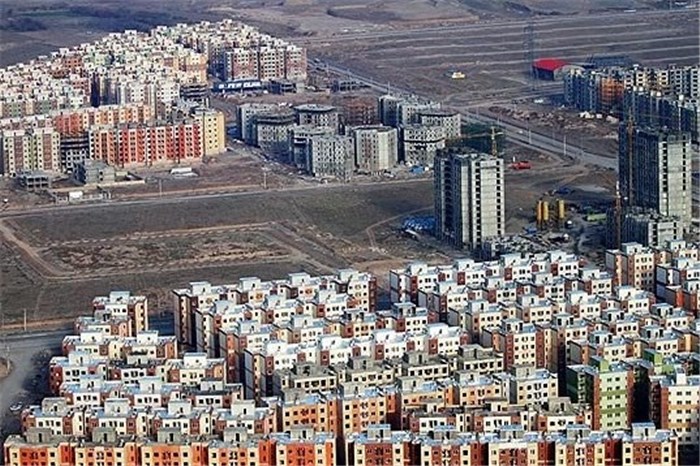 سه وزارتخانه برای حل مشکل مسکن مهر پردیس مشارکت می کنند