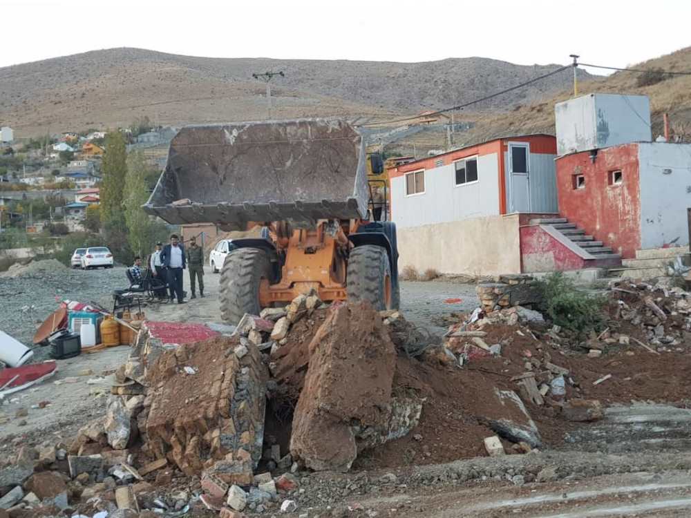 آزاد سازی 5هکتار از اراضی کشاورزی روستای هیزم دره پردیس + فیلم