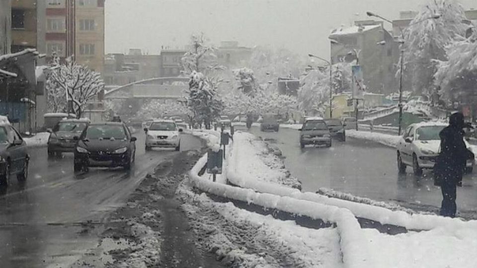مدارس شهرستان پردیس، دماوند و رودهن فردا غیرحضوری برگزار خواهند شد