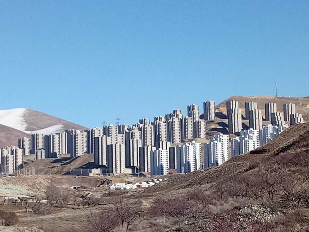 برخی از مالکان مسکن مهر پردیس واحدهای خود را تحویل نمی گیرند