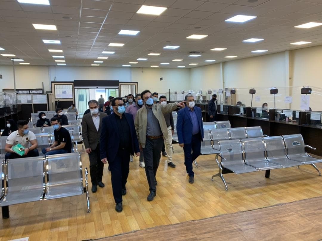 بازدید عضو هیئت مدیره شرکت عمران، بازرس فرمانداری و مامورین اداره بهداشت از کارگزاری مسکن مهر