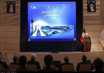 حضور رئیس جمهور در شهرستان پردیس/ دیدار با مدیران شرکت های دانش بنیان و بازدید از پارک فن آوری پردیس