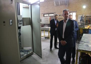 فرماندار پردیس: با تعدیل برخی محدودیت ها به صنعتگران و تولید کنندگان کمک کنیم