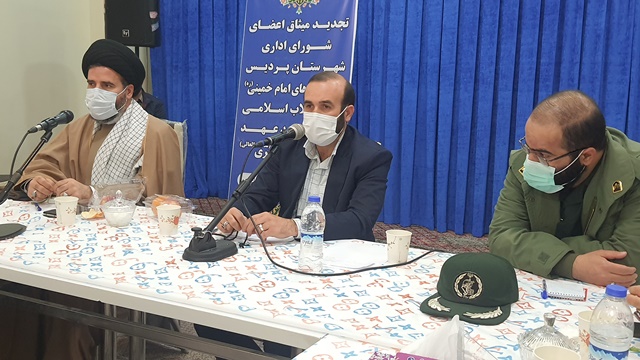 تاکید پورابراهیم بر استفاده از ظرفیت‌های مردمی در رفع مشکلات