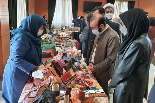 افتتاح نمایشگاه صنایع دستی در شهرستان پردیس