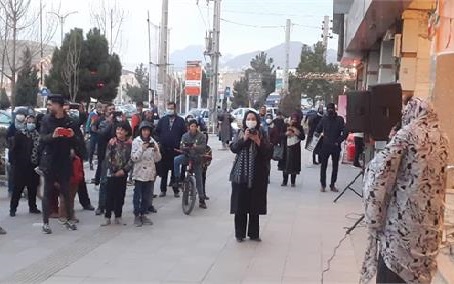 برپایی نمایش خیابانی به مناسبت دهه فجر انقلاب اسلامی در شهرستان پردیس