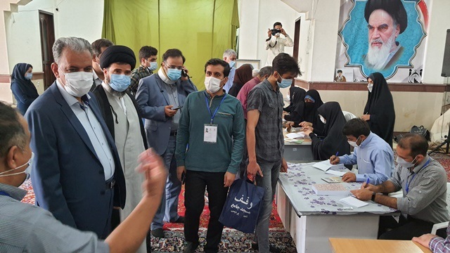 فرماندار پردیس: نمایندگان فرماندار در شعب اخذ رای بر رعایت شیوه نامه های بهداشتی نظارت کنند